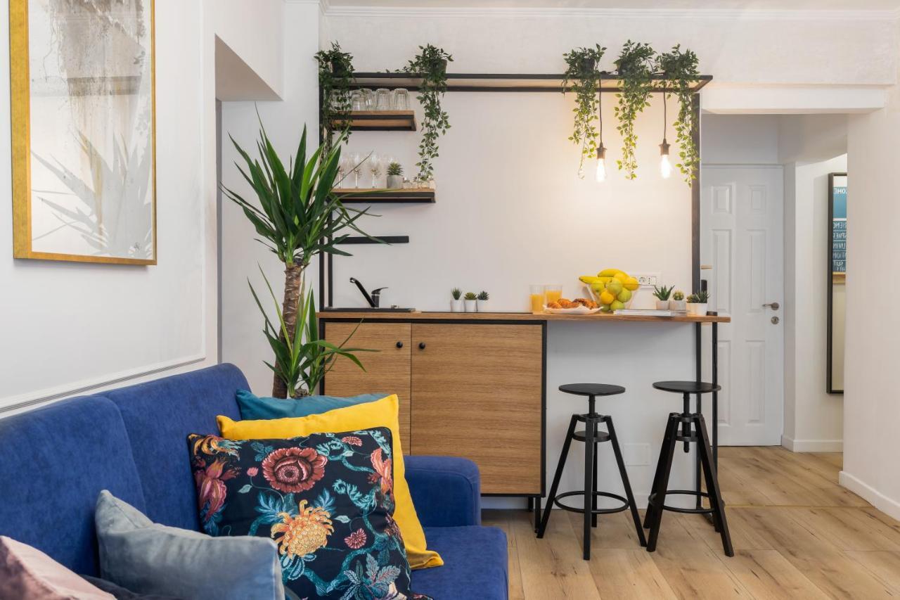 Eclectic 3 Bedroom Calea Victoriei By Urbanesq Бухарест Екстер'єр фото